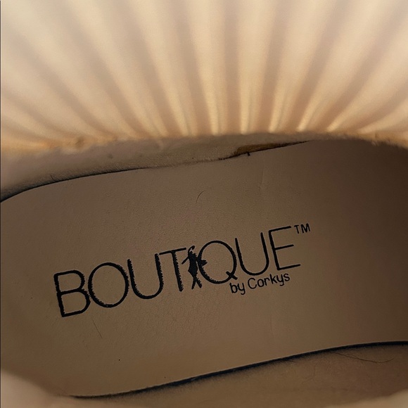 Corkys Cream Ankle Booties - Picture 6 of 6